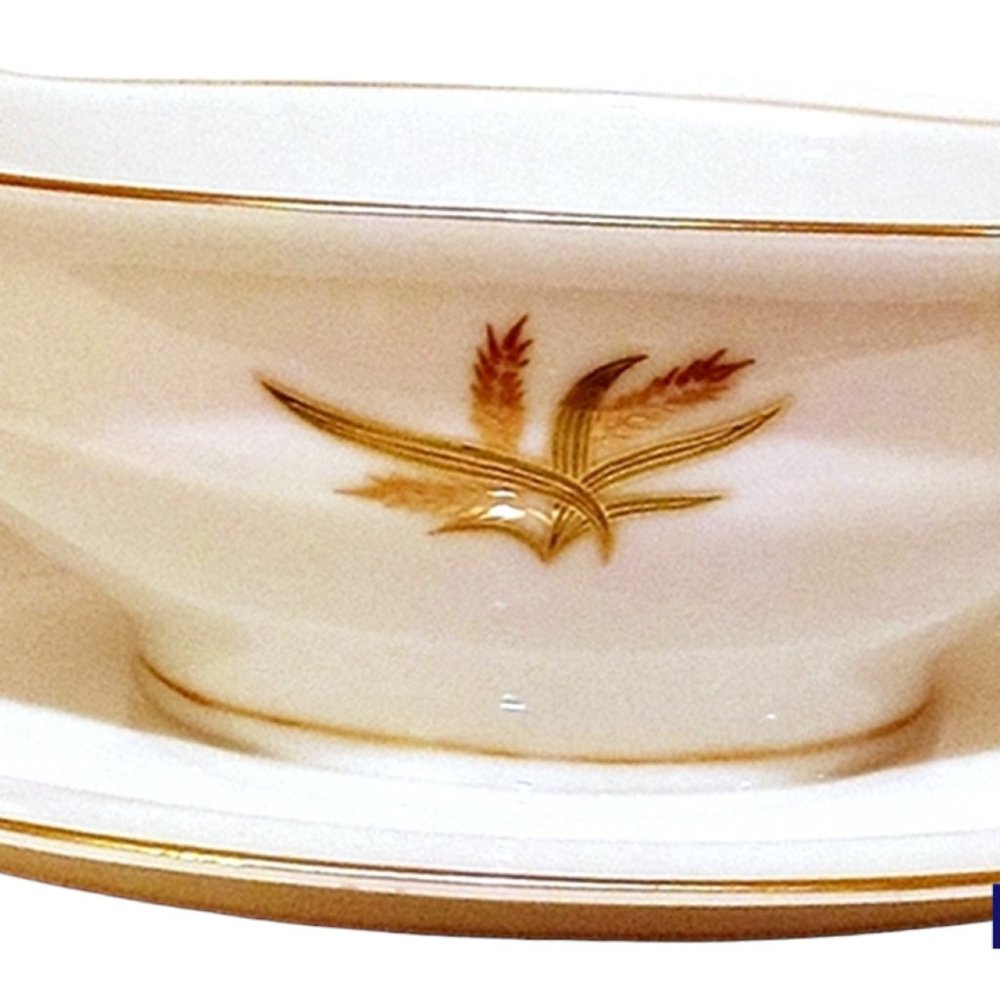Fukagama Arita Hand Painted Gravy Boat with attached Plate, Vintage Gravy Boat - Picture 9 of 11